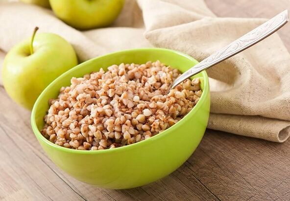 Boekweit en appels in het dieet voor gewichtsverlies